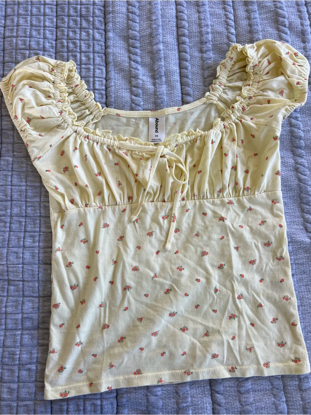 Abound Yellow Puff Sleeve Floral Crop Top